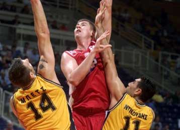 Η ΑΕΚ νικήτρια του ντέρμπι της 1ης αγωνιστικής της Α1