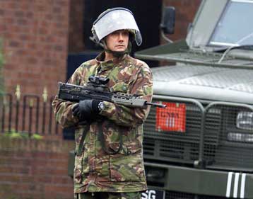 Οι προτεστάντες σκότωσαν δημοσιογράφο στη Βόρειο Ιρλανδία