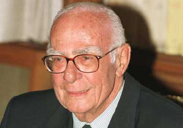 Η ευρωπαϊκή πορεία της Ελλάδας δεν άλλαξε επειδή ο Κ.Καραμανλής απείλησε με παραίτηση, ανέφερε ο Γ.