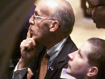 Απώλειες για Nasdaq, κέρδη για Dow Jones την Πέμπτη