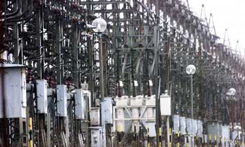 Ρεύμα από τρεις ξένες εταιρείες εισάγει η ΔΕΗ