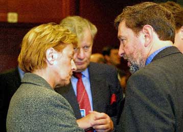 Στη σύσταση οργάνου για δικαστική συνεργασία μεταξύ των «15» συμφώνησαν οι αρμόδιοι υπουργοί