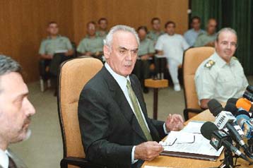 Το στρατιωτικό μας δόγμα δεν αλλάζει, τόνισε ο Τσοχατζόπουλος