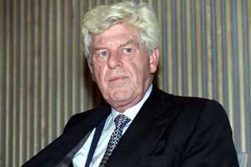 Αμετάβλητα αναμένεται να αφήσει (προς το παρόν) τα επιτόκια η Ευρωπαϊκή Κεντρική Τράπεζα