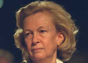 Παραινέσεις κατά της τρομοκρατίας και ελπίδες για το Κυπριακό μοίρασε η Ν.Φοντέν