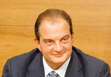 Η ΕΕ να υψώσει το ανάστημά της απέναντι στην τρομοκρατία, τόνισε ο πρόεδρος της ΝΔ