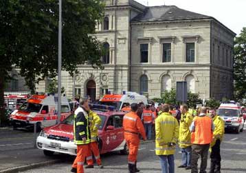 Δεκατέσσερις νεκροί από επίθεση ενόπλου σε τοπικό Κοινοβούλιο της Ελβετίας