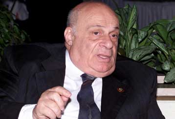 Πρόσωπα του περιβάλλοντος του Ντενκτάς φέρονται να είχαν σχέσεις με το Σαουδάραβα πολυεκατομμυριούχ