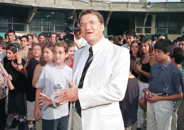 Εγκαινιάζεται το πρόγραμμα επιμόρφωσης εκπαιδευτικών στις νέες τεχνολογίες