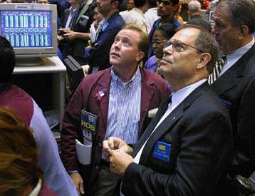 Έντονες διακυμάνσεις για Νasdaq και Dow Jones στο άνοιγμα της Τρίτης