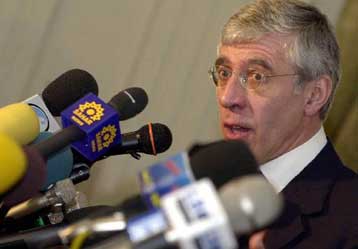 Την Τετάρτη θα πραγματοποιηθούν τελικά οι συναντήσεις Σαρόν – Στρο και Αραφάτ – Πέρες