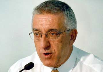 «Πολιτική απάτη» ο κοινωνικός προϋπολογισμός, τονίζει η ΝΔ