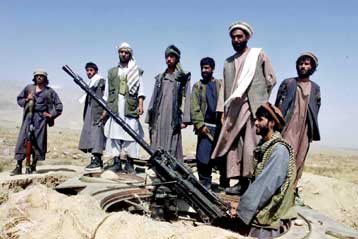 Οι Αραβες μαχητές εκκενώνουν τις βάσεις της Al Qaeda στο Αφγανιστάν
