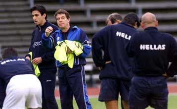 Ο Ρεχάγκελ ζητά την έναρξη της Α εθνικής έως τις 25 Αυγούστου