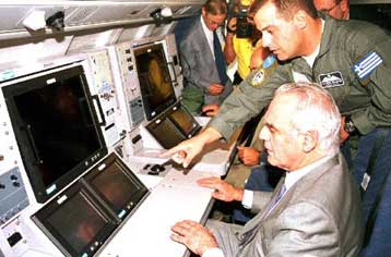 Τα δύο πρώτα ιπτάμενα ραντάρ απέκτησε η Πολεμική Αεροπορία