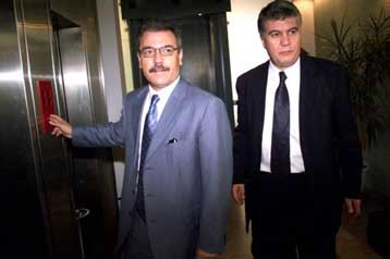 Στο πλευρό της ΕΠΟ ο Βενιζέλος για το EURO 2008