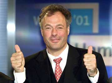 Το τέλος της«κοκκινοπράσινης» κυριαρχίας στο Αμβούργο σήμαναν οι τοπικές εκλογές της Κυριακής