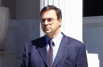 Η επίσπευση των διαρθρωτικών αλλαγών το αντίδοτο στη διεθνή κρίση, τονίζει ο ΥΠΑΝ