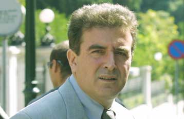 Η χώρα μας δεν κινδυνεύει από χτυπήματα όπως αυτά στις ΗΠΑ, εκτιμά ο Χρυσοχοΐδης