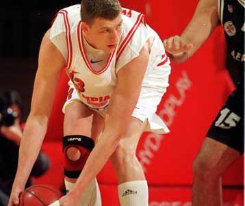 Χωρίς τον Φέμερλινγκ οι «ερυθρόλευκοι» κόντρα στον ΠΑΟΚ