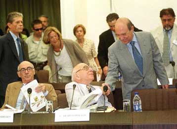 Με την ομιλία του πρωθυπουργού ξεκίνησε το συμπόσιο «Ξανασκεφτόμαστε τον Πολιτισμό»