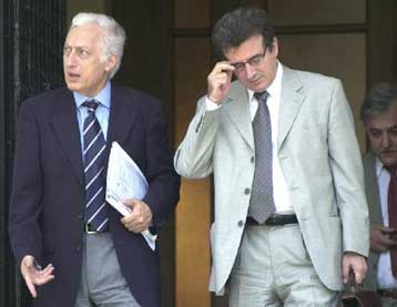 Υπέρ του «ευρωπαϊκού εντάλματος σύλληψης» τάχθηκαν οι αρμόδιοι υπουργοί της ΕΕ