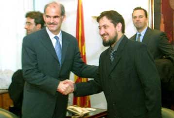 Συνάντηση του ΥΠΕΞ με τον Γκεοργκιέφσκι την Πέμπτη στη Θεσσαλονίκη