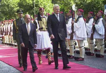 Εντυπωσιασμένος από την Ακρόπολη δήλωσε ο Ολαφούρ Ράγκναρ Γκρίμσον