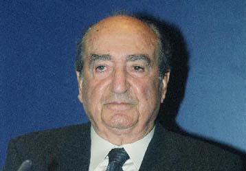 Εάν δεν αντιμετωπιστεί η τρομοκρατία, δεν θα γίνουν Αγώνες το 2004, υποστήριξε ο Μητσοτάκης