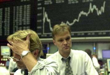 Κέρδη στα ευρωπαϊκά χρηματιστήρια τη Δευτέρα μετά τις μειώσεις των επιτοκίων από Fed και ΕΚΤ