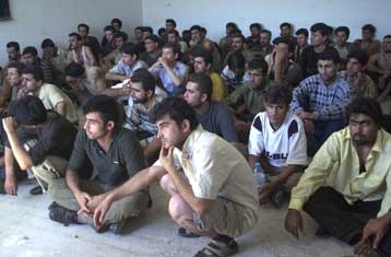 Συλλήψεις 19 Ιρακινών λαθρομεταναστών στη Σάμο