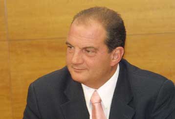 Τέλος στην… αμερικανική περιπέτεια του Κ.Καραμανλή