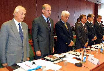 Η ΕΕ υποσχέθηκε να βοηθήσει τους Αμερικανούς να εντοπίσουν τους τρομοκράτες