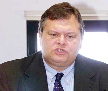 Για βαρύ ποινικό αδίκημα κάνει λόγο ο υπουργός Πολιτισμού