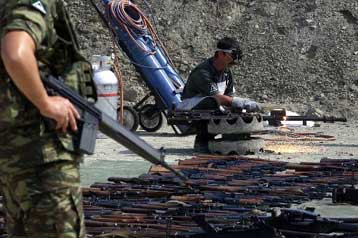 Επιφυλακτική η Ουάσινγκτον στο θέμα της παραμονής του ΝΑΤΟ στην ΠΓΔΜ