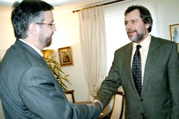 Στη Δικαιοσύνη φέρνουν οι εφοπλιστές το ζήτημα της απελευθέρωσης της ακτοπλοΐας