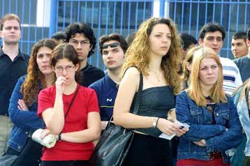 Διακοπές τέλος για τους μαθητές από την Τρίτη