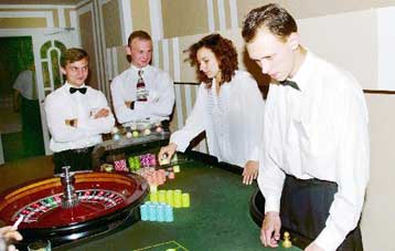 Ανακοινώνεται ο αριθμός των ενδιαφερομένων για τα καζίνα Πάρνηθας και Κέρκυρας