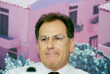 Να τιμωρηθούν οι ένοχοι του σεισμού της Πάρνηθας ζήτησαν από τον Λαλιώτη οι συγγενείς των θυμάτων