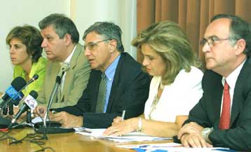 Κατατέθηκε στη Βουλή το νομοσχέδιο για την αναδιάρθρωση του ΟΑΕΔ