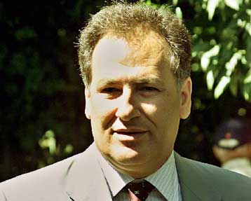 Η υποψηφιότητά μου απηχεί τα αισθήματα των μελών και των οπαδών του ΠΑΣΟΚ, δηλώνει ο Λαλιώτης