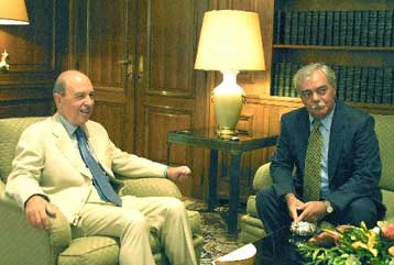 Τα προβλήματα των μικρομεσαίων επιχειρήσεων παρουσίασε ο πρόεδρος της ΓΣΕΒΕΕ στον πρωθυπουργό