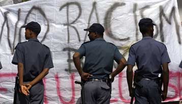 Κοντά στην υιοθέτηση συμβιβαστικού κειμένου οι αντιπροσωπείες στη Διάσκεψη κατά του Ρατσισμού