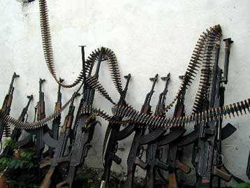 Έλληνας επιχειρηματίας στα χέρια των τουρκικών Αρχών με την κατηγορία του λαθρεμπορίου όπλων