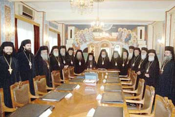 Δεν υπάρχει νομικό κώλυμα για τις ταυτότητες, τονίζει η Διαρκής Ιερά Σύνοδος