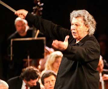 Συναυλία χωρίς τον Μ.Θεοδωράκη στο διεθνές φεστιβάλ στη Λευκωσία