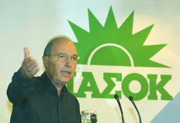 Ποιοι ευνοούνται από το «πακέτο Σημίτη» που ανακοινώνει την Τρίτη ο πρωθυπουργός