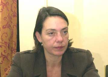 Απίθανη η άνοδος της αγοράς έως το συνέδριο του ΠΑΣΟΚ, εκτιμά η Μιράντα Ξαφά