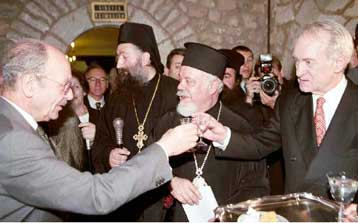 Τον Γιοχάνες Ράου επισκέπτεται ομάδα νέων από τα Καλάβρυτα