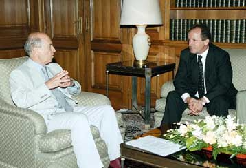 Συναντήσεις Σημίτη με ΓΣΕΕ και ΣΕΒ εν όψει της Διεθνούς Έκθεσης Θεσσαλονίκης